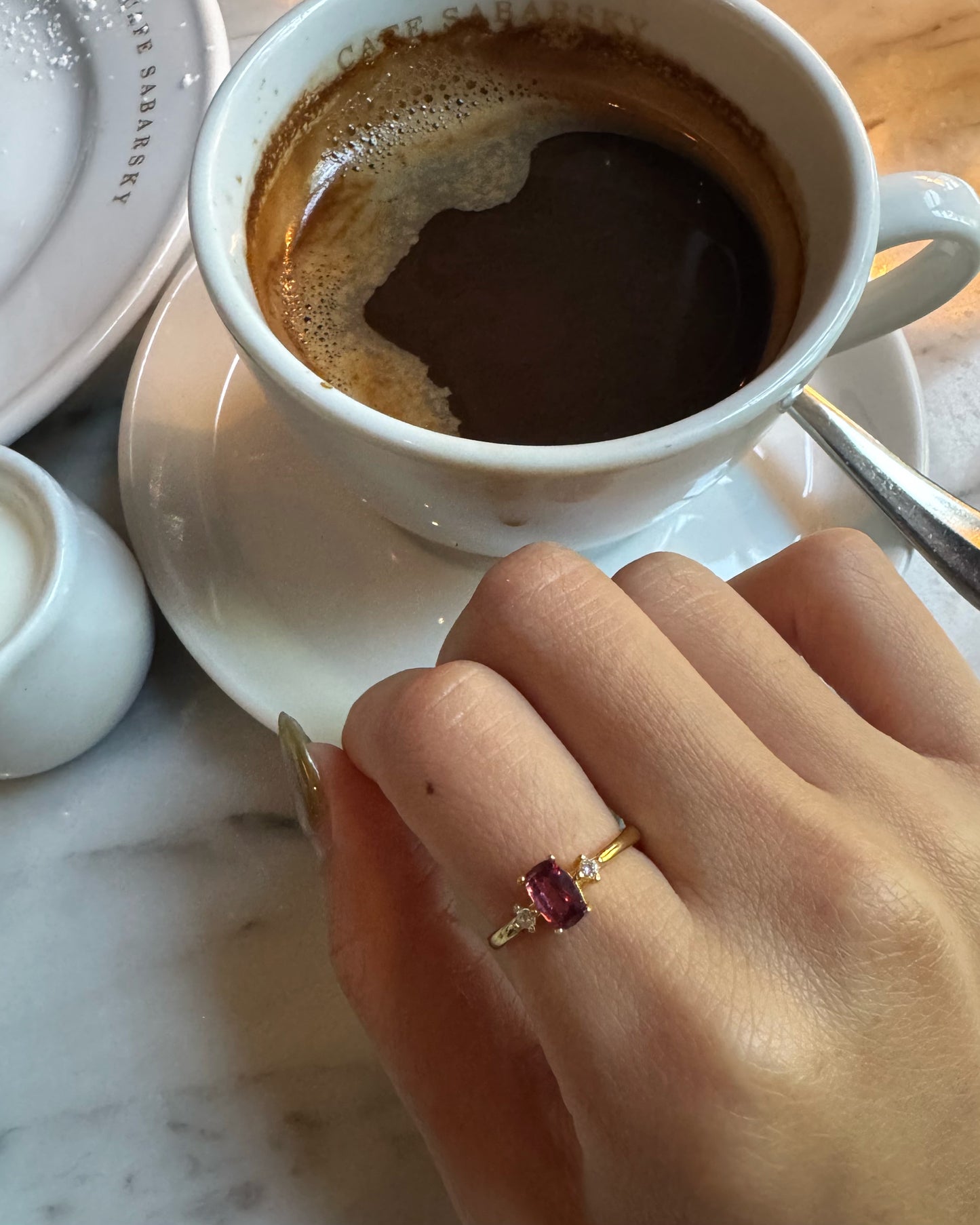 garnet silver ring with coffee 2