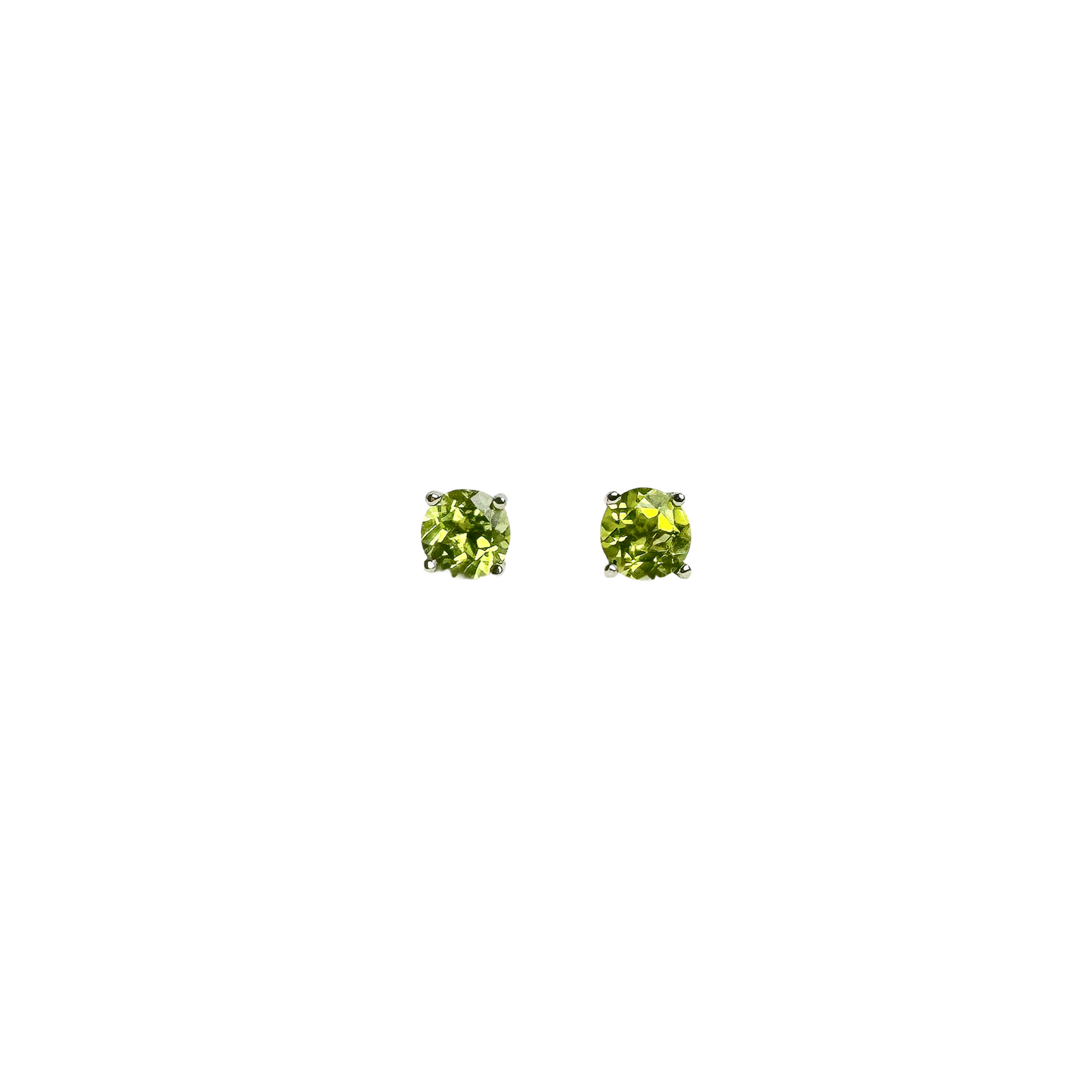 Natural peridot studearrings in 925 sterling silver claw setting.