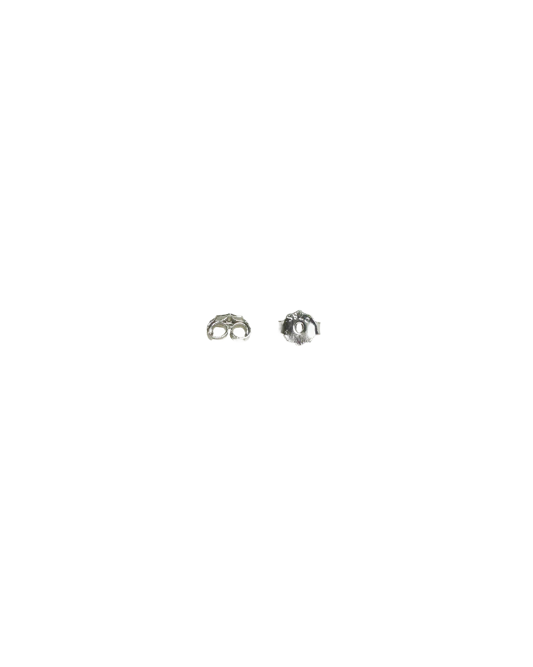 Natural aquamarine stud silver necklace with 925 sterling silver claw setting back look. Modern fine jewelry.