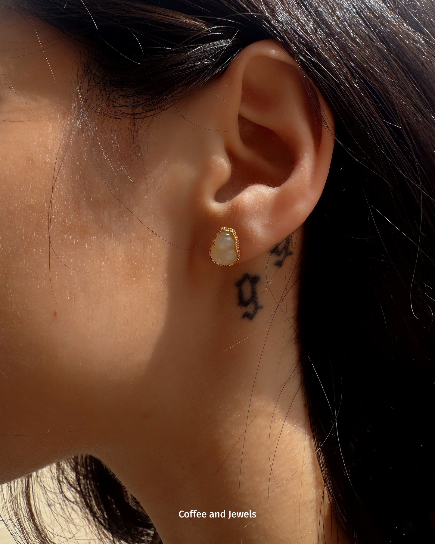 White Blessing Stud Earrings