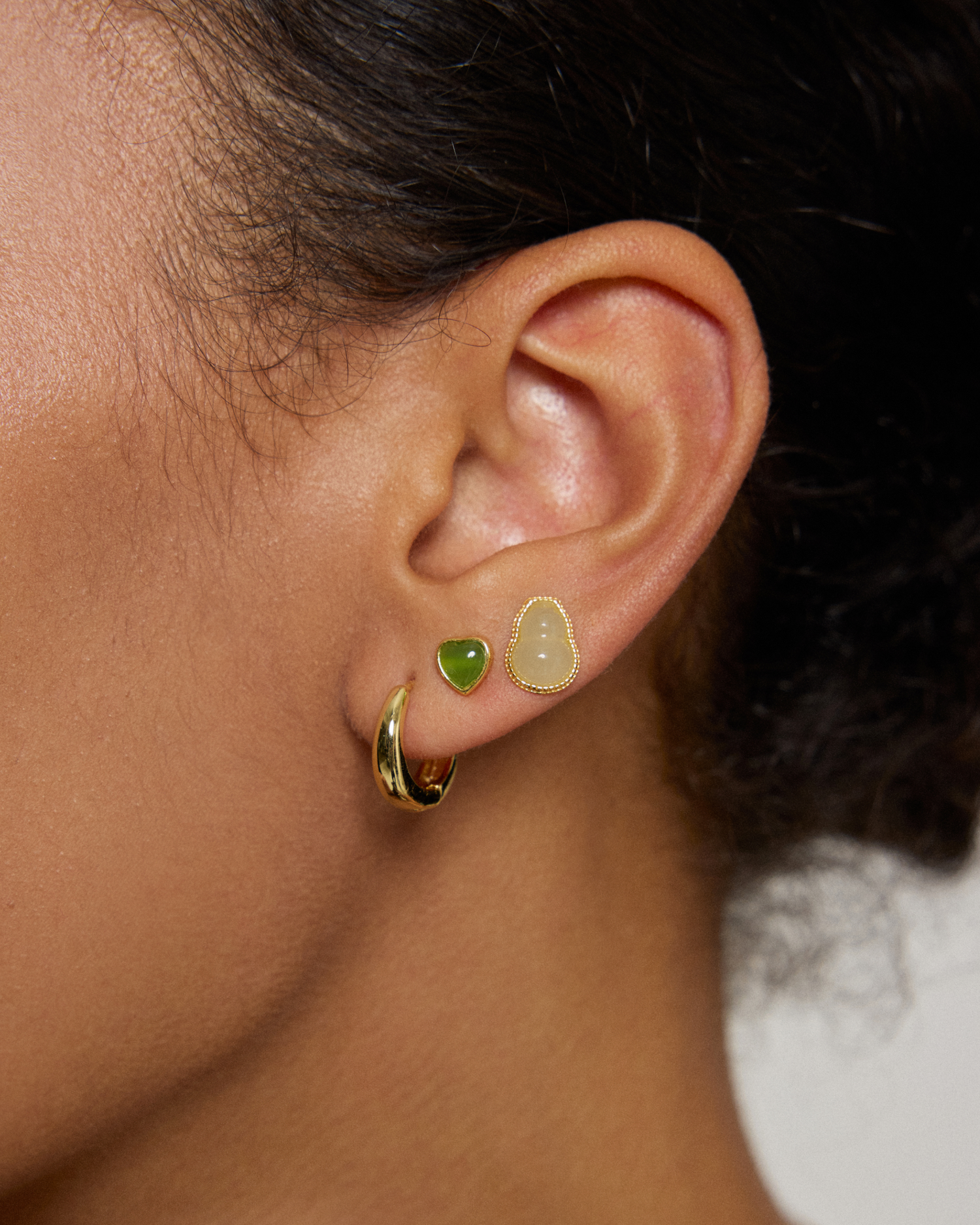 White Blessing Stud Earrings